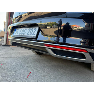 Volkswagen Passat B8.5 Krom Difüzör Geniş Tip 2019 Üzeri Volkswagen Passat B8.5 Krom Difüzör Geniş Tip 2019 Üzeri