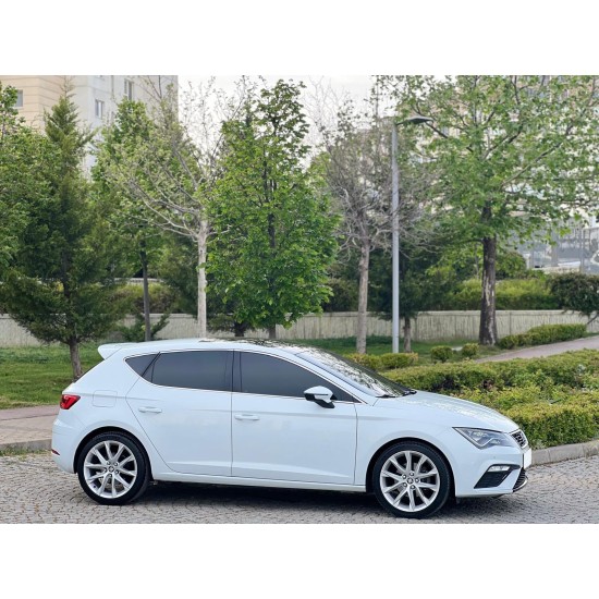 Seat Leon Krom Cam Çerçevesi 2013-2019 Uyumlu