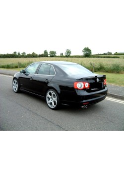 Volkswagen Jetta Krom Cam Çerçeve 2005-2011 Uyumlu 