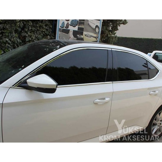 Skoda Superb Krom Cam Çerçevesi 12 Parça 2015 Üzeri